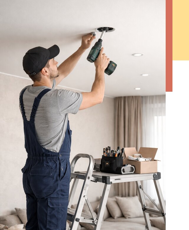 Установка и монтаж точечных светильников в натяжной потолок в Троицке от 1856 руб. | ОТДЕЛОЧНИК-Трц